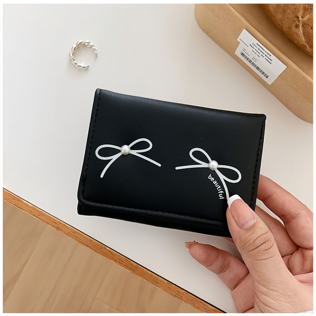 Elegant Bow Pearl Card Holder