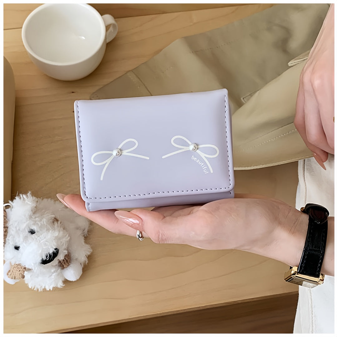 Elegant Bow Pearl Card Holder